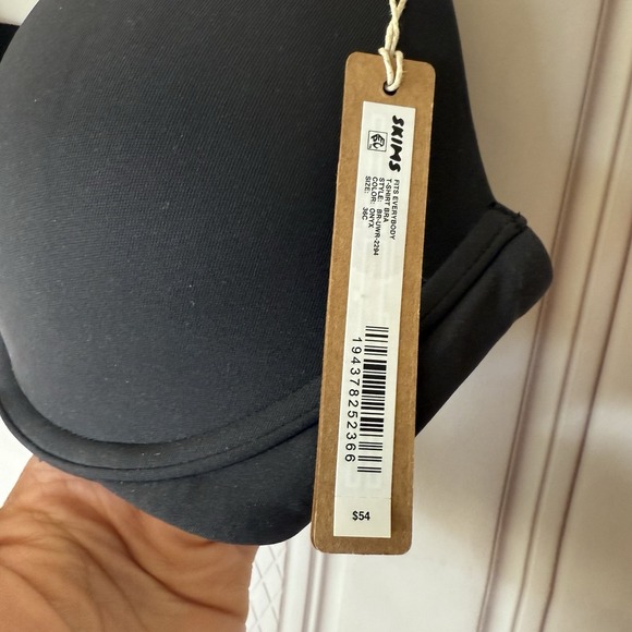 NWT SKIMS Fits Everybody T-Shirt Demi Bra Onyx Black Size 36C $54 - Picture 10 of 12